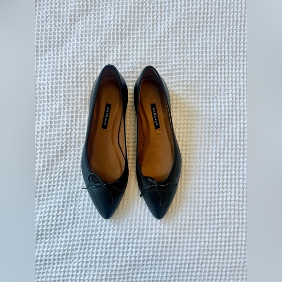 Margaux the Pointe Black Flats - Picture 3 of 8